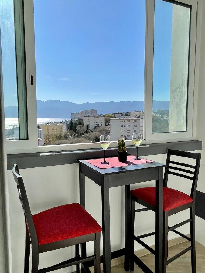 Adria Sky Appartement Rijeka Buitenkant foto